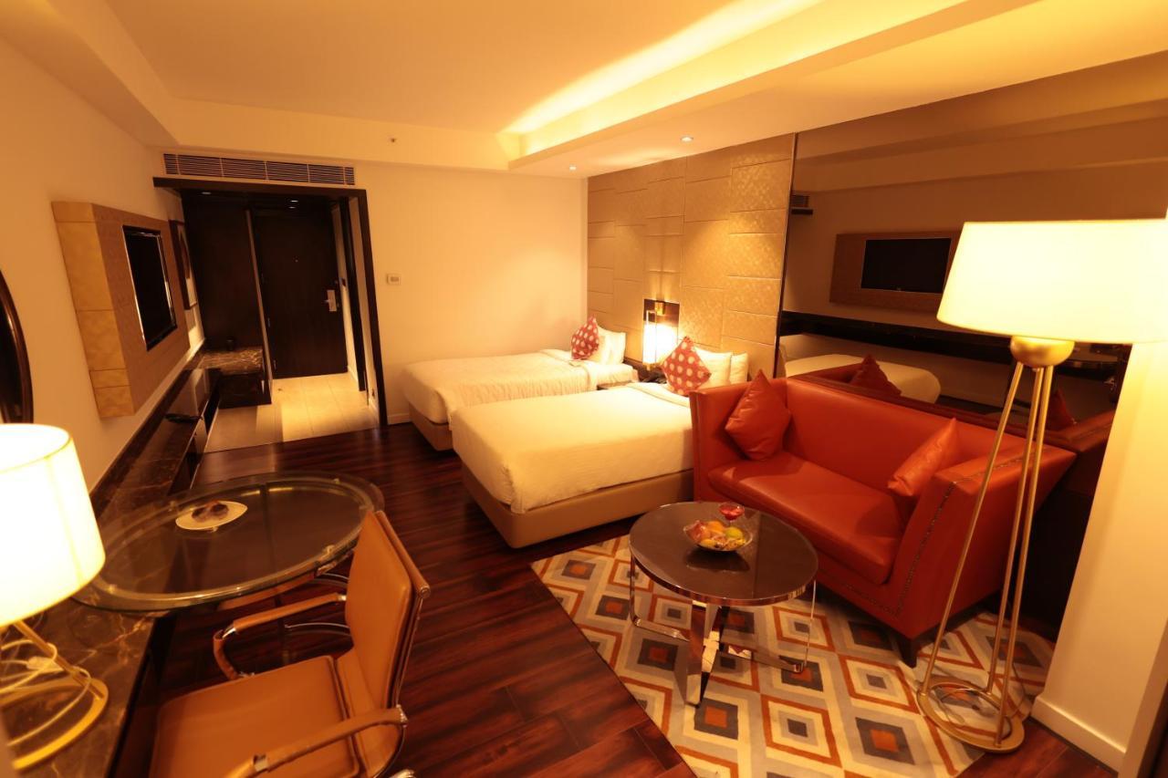 Hotel Cenneys Gateway Salem Ngoại thất bức ảnh