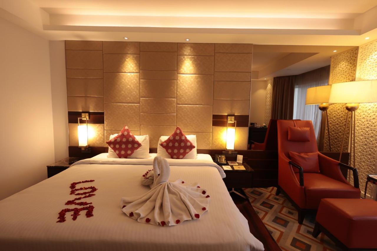 Hotel Cenneys Gateway Salem Ngoại thất bức ảnh
