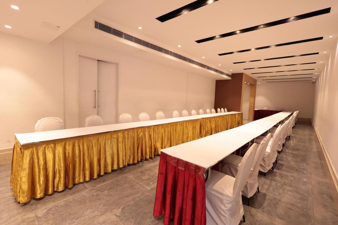 Hotel Cenneys Gateway Salem Ngoại thất bức ảnh