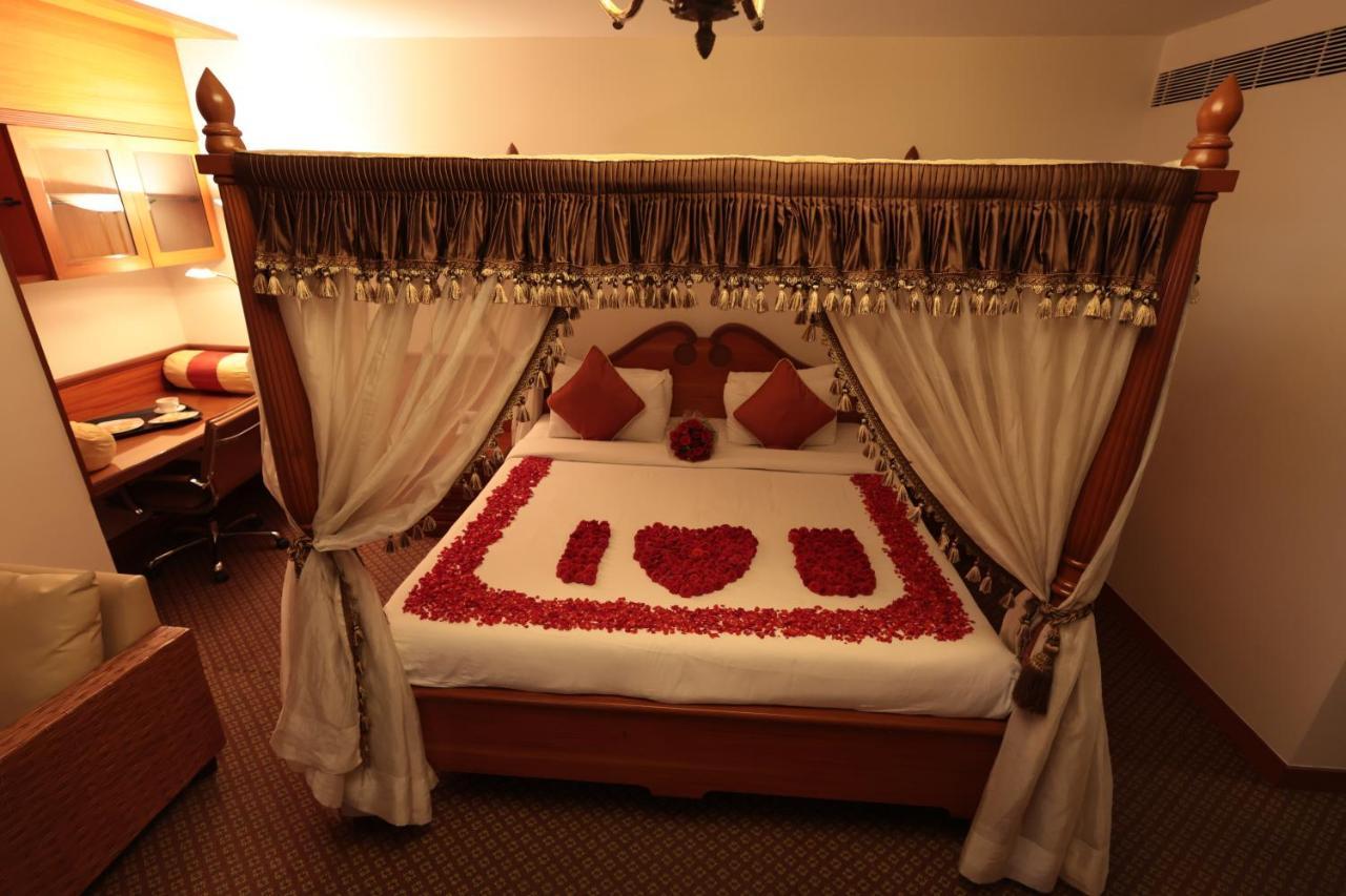 Hotel Cenneys Gateway Salem Ngoại thất bức ảnh