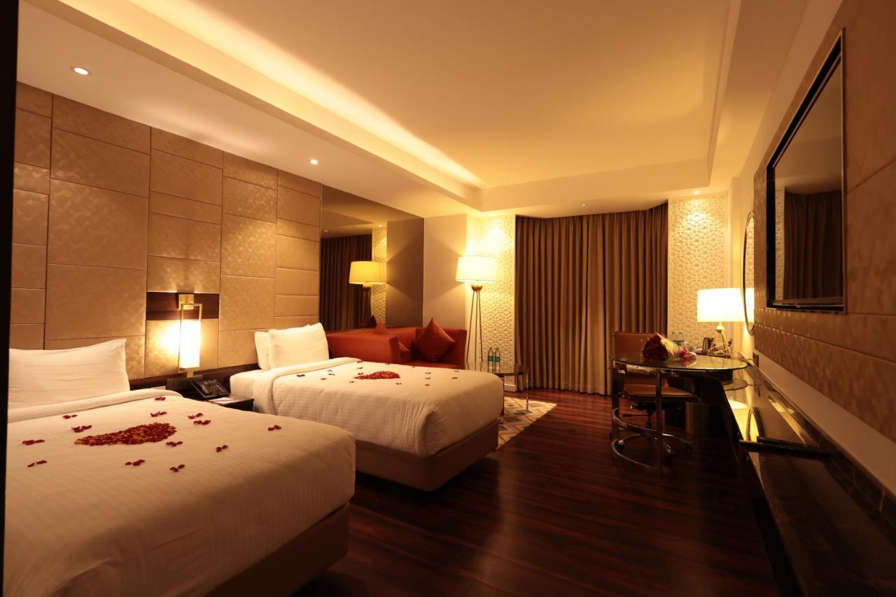 Hotel Cenneys Gateway Salem Ngoại thất bức ảnh