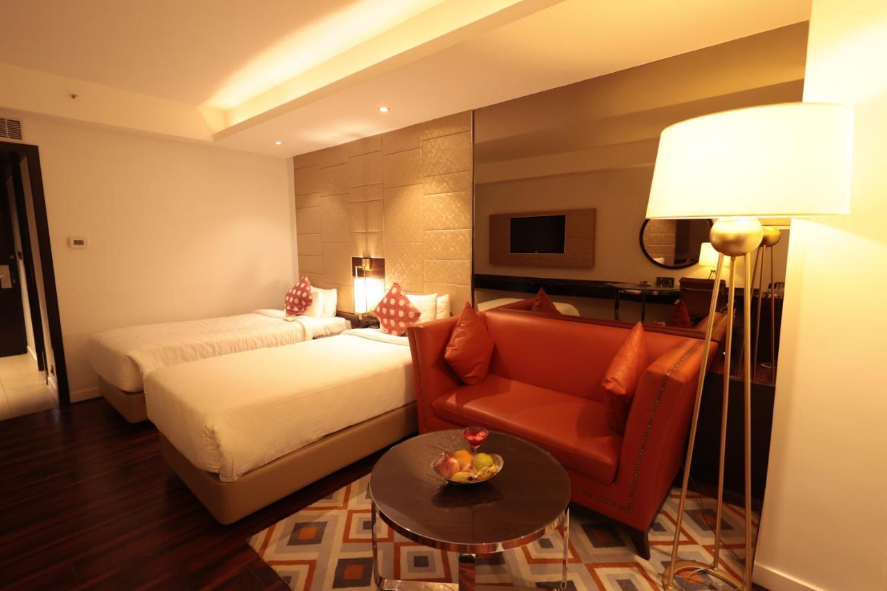Hotel Cenneys Gateway Salem Ngoại thất bức ảnh