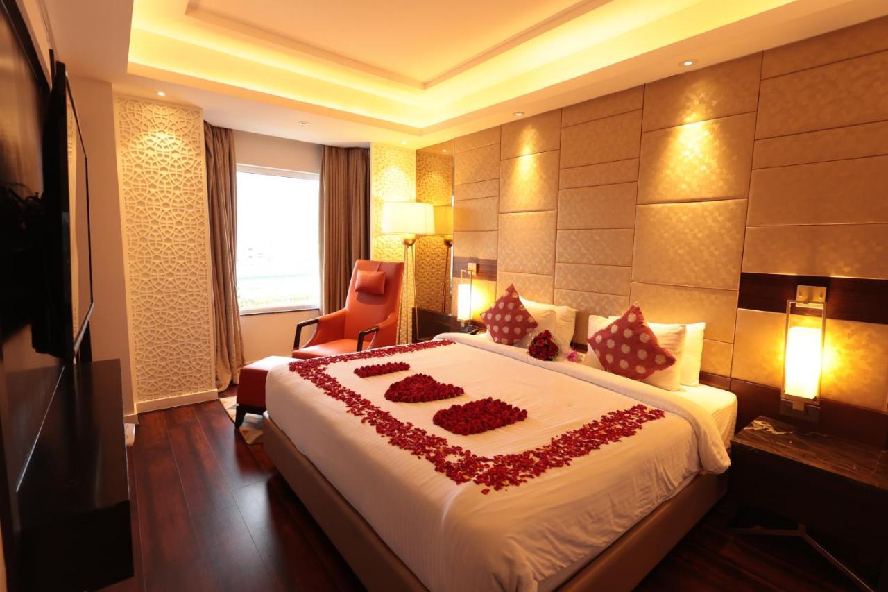 Hotel Cenneys Gateway Salem Ngoại thất bức ảnh