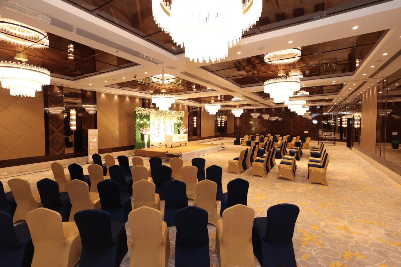 Hotel Cenneys Gateway Salem Ngoại thất bức ảnh