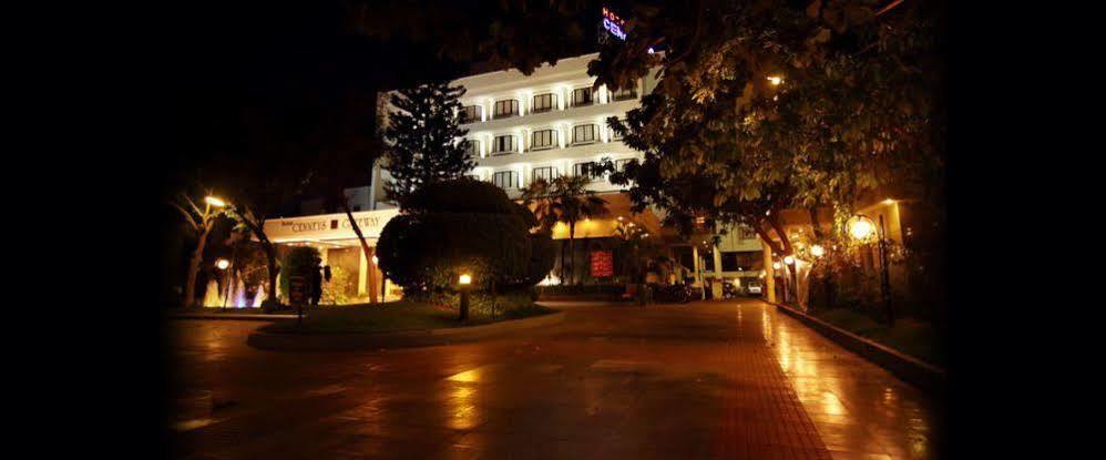Hotel Cenneys Gateway Salem Ngoại thất bức ảnh
